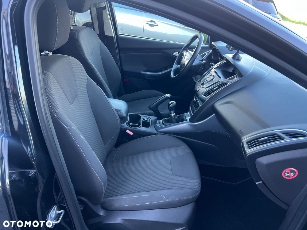 Ford Focus - 27