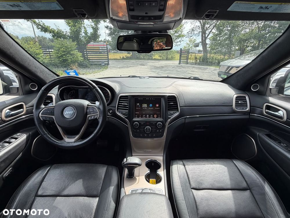 Jeep Grand Cherokee - 13