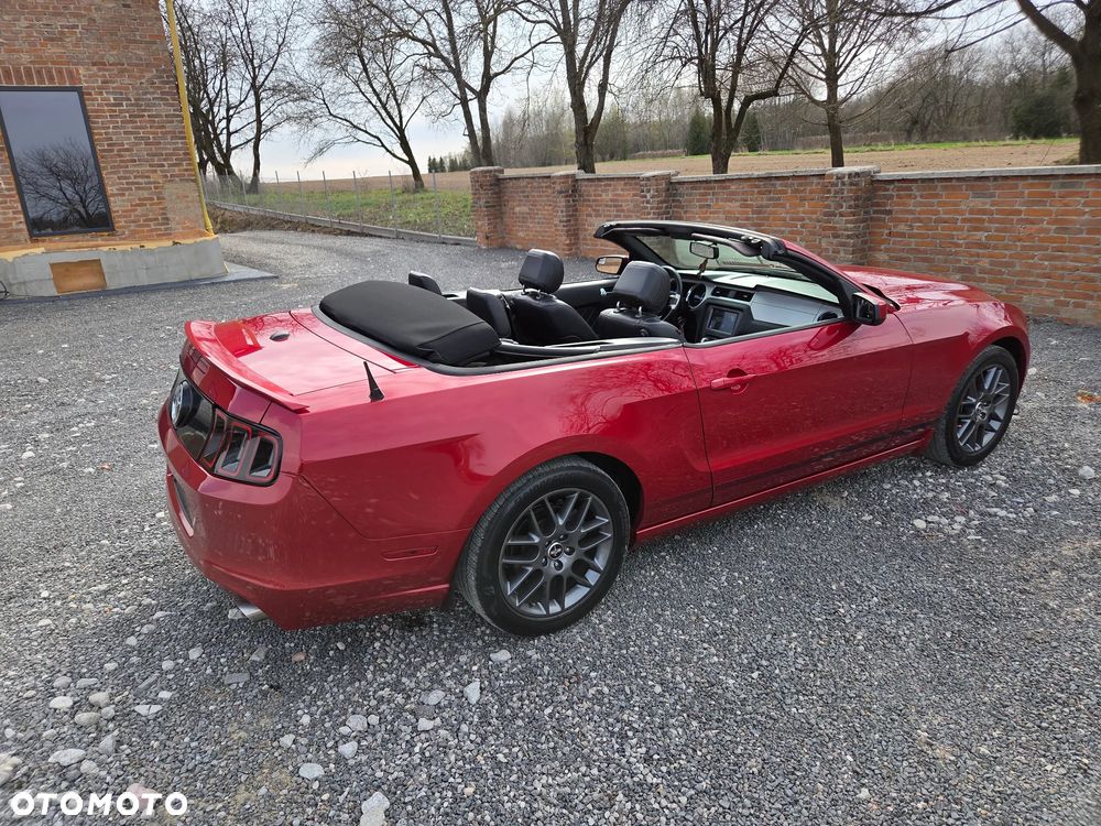 Ford Mustang 3.7 V6 Premium - 6