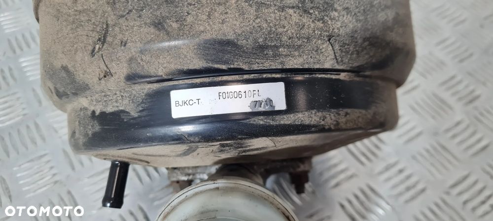 Isuzu D-Max I 3.0 Serwo Pompa Hamulcowa - 4