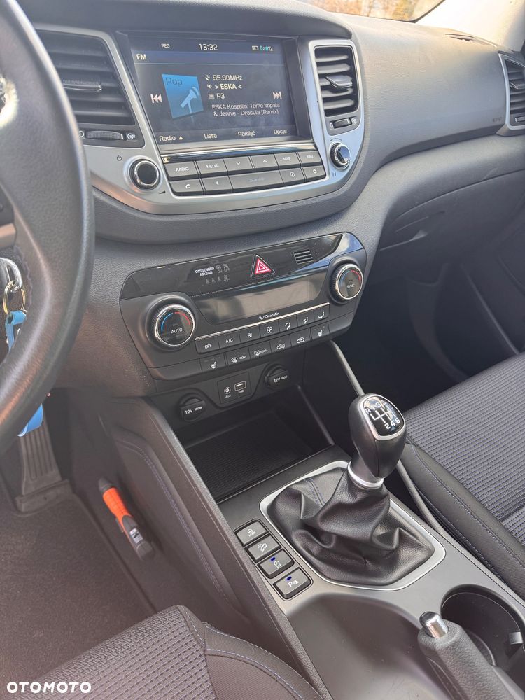 Hyundai Tucson blue 1.7 CRDi 2WD Style - 9