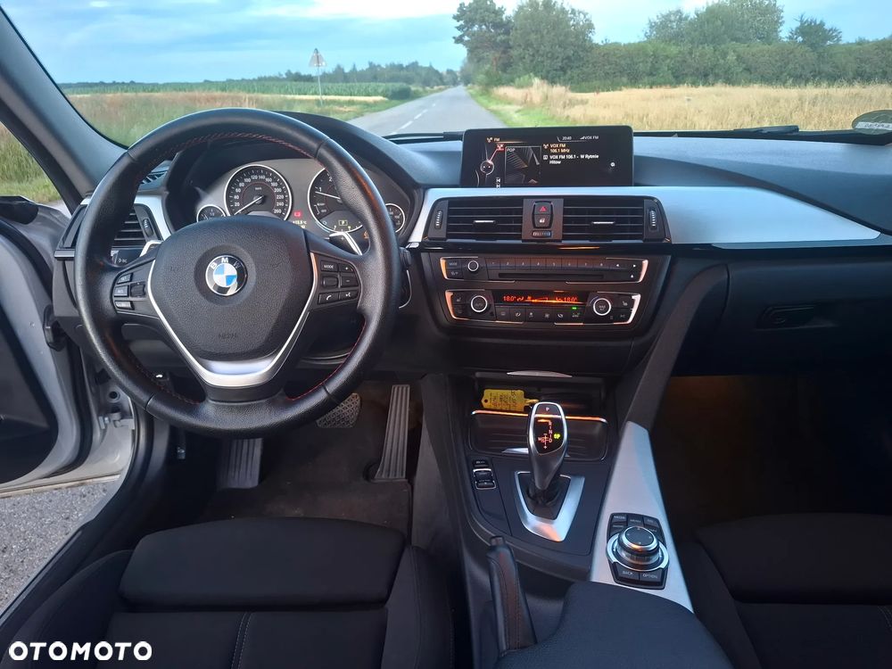 BMW Seria 3 320d Sport Line - 18