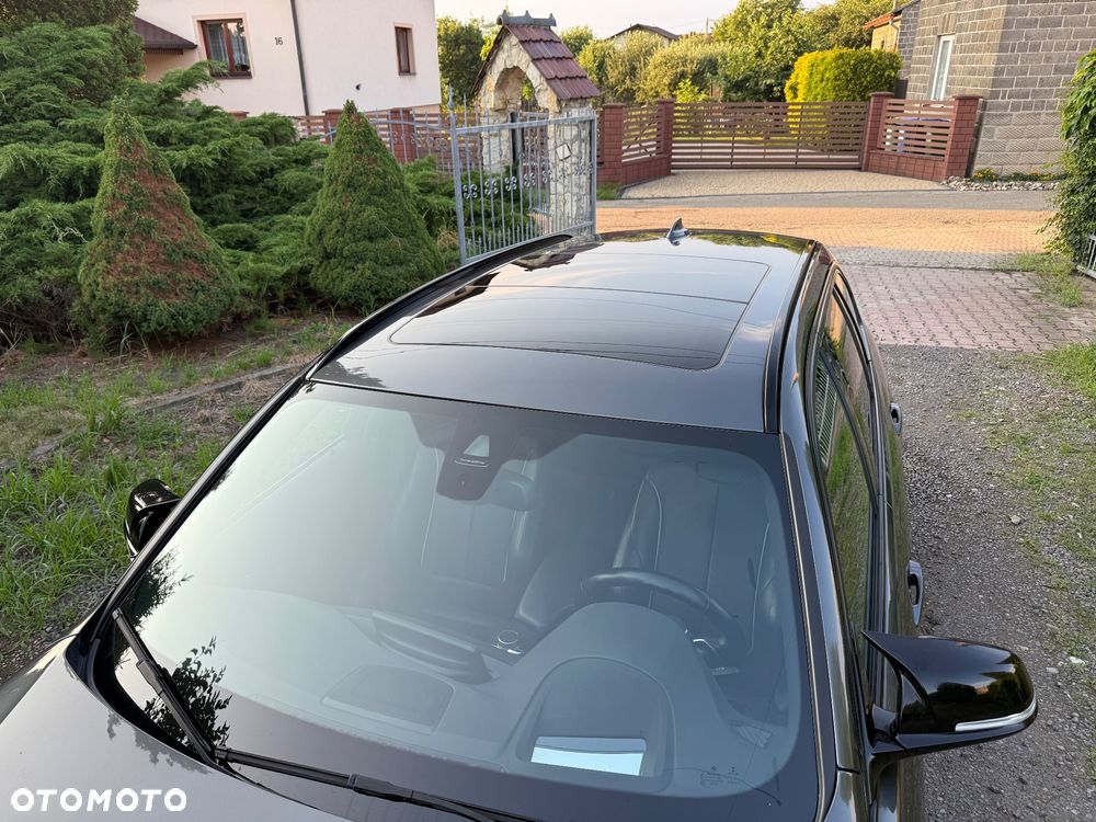 BMW Seria 3 340i xDrive Edition M Sport Shadow - 9