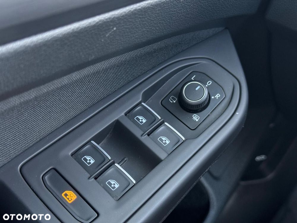 Volkswagen Golf Variant 2.0 TDI Style DSG - 25