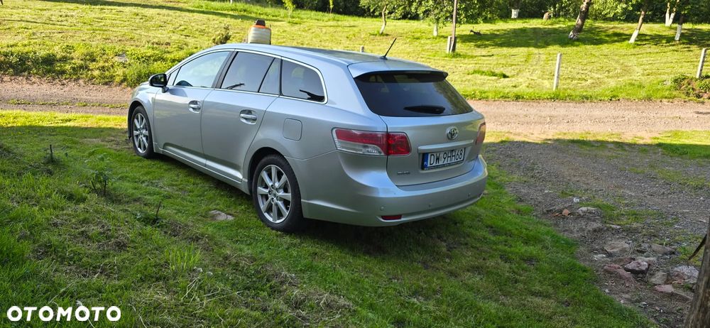 Toyota Avensis 1.8 Sol plus - 20