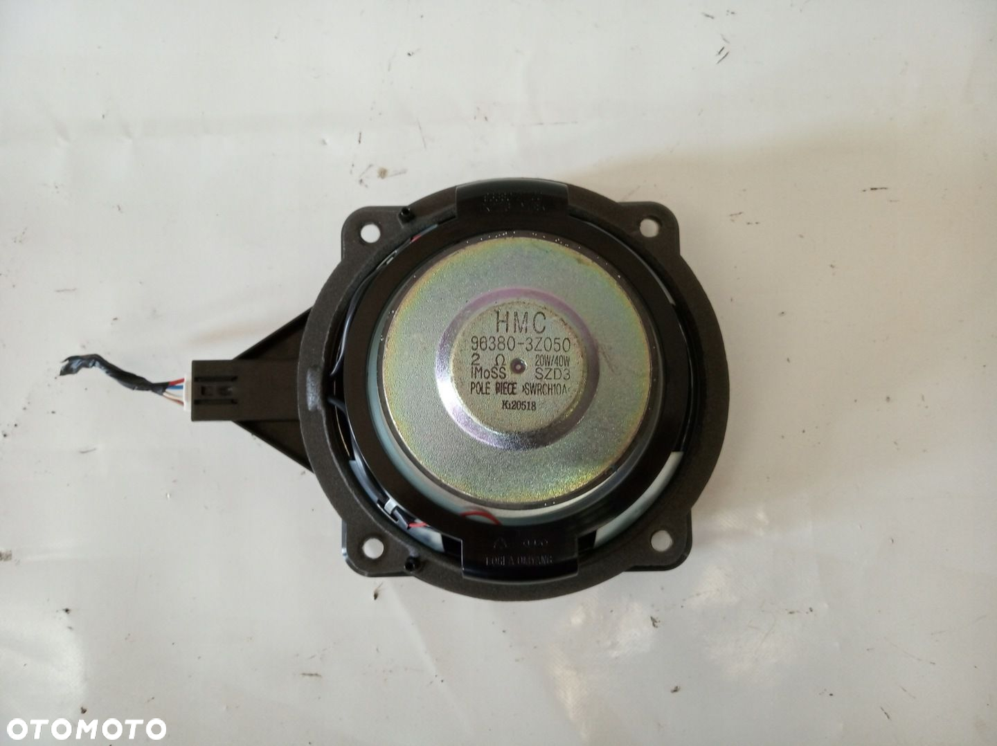 GŁOŚNIK BASOWY SUBWOOFER HYUNDAI I40 96380-3Z050 - 2