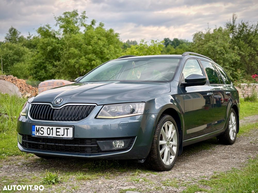 Skoda Octavia 2.0 TDI DSG 4X4 Style - 1
