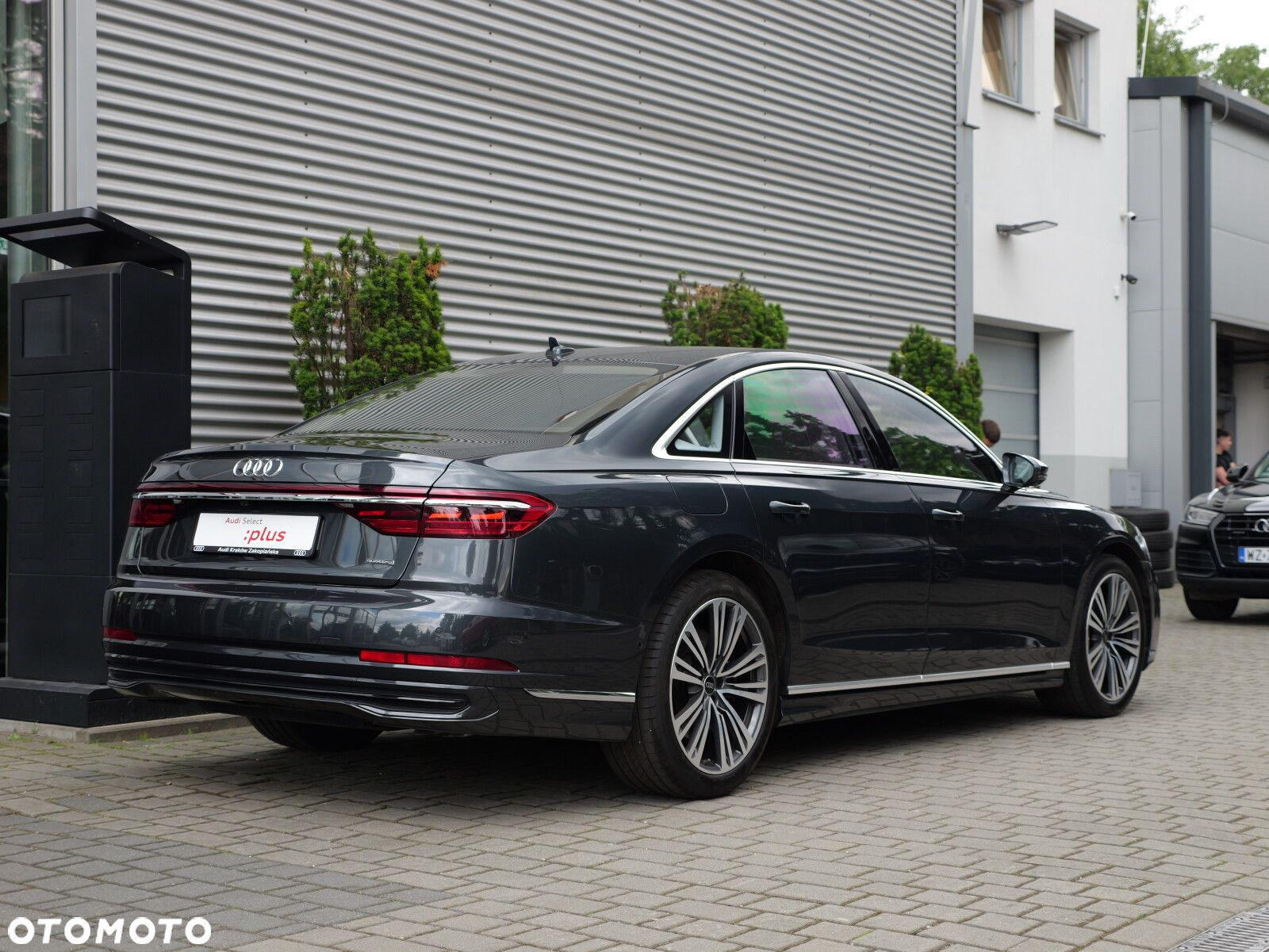 Audi A8 - 15