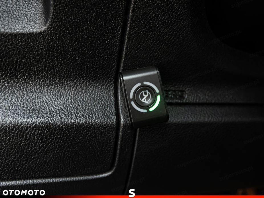 Ford S-Max - 11