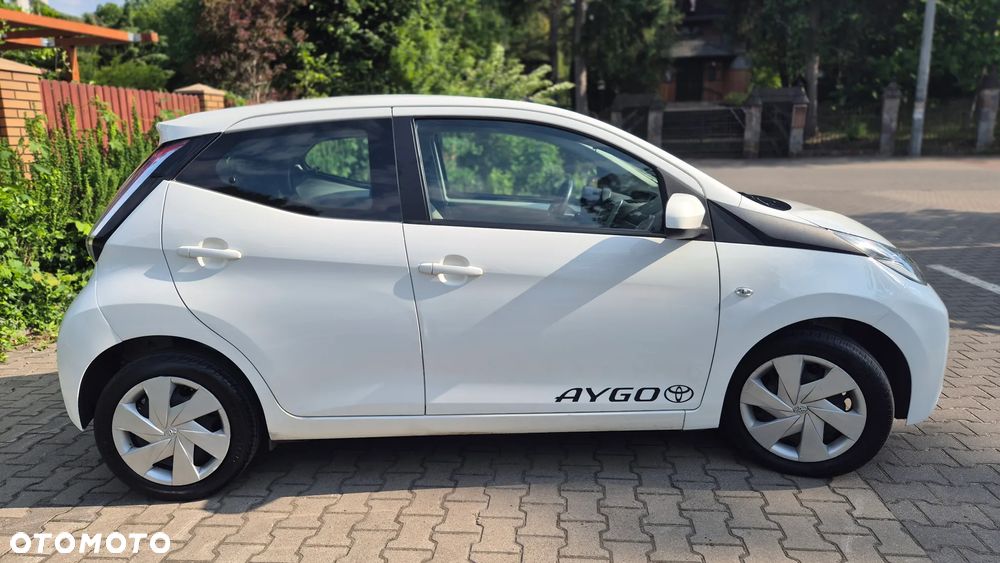 Toyota Aygo x-play - 7