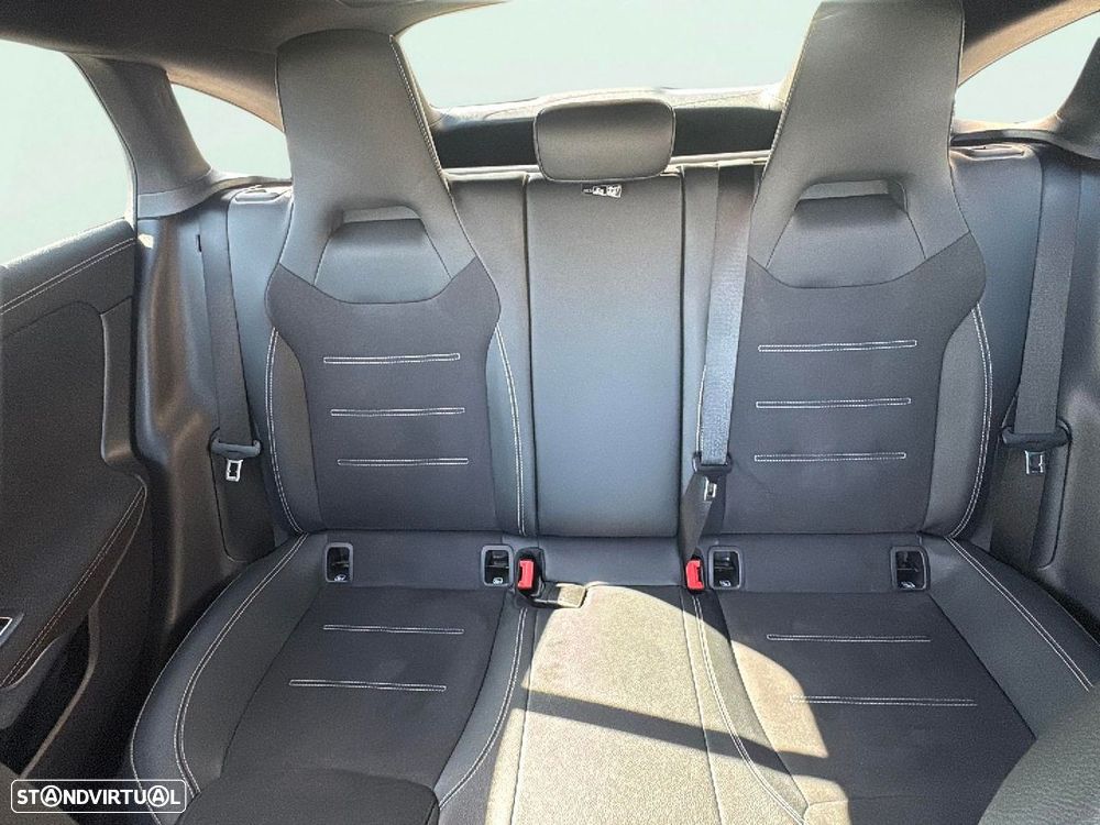 Mercedes-Benz CLA 250 - 17
