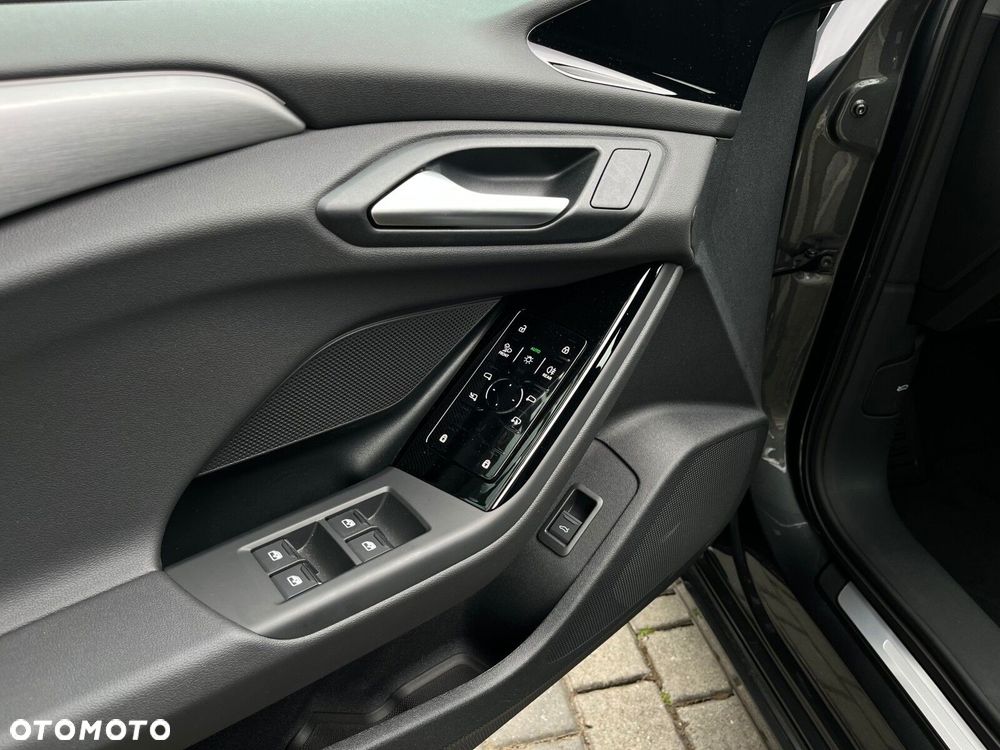 Audi A6 Sportback e-tron - 13