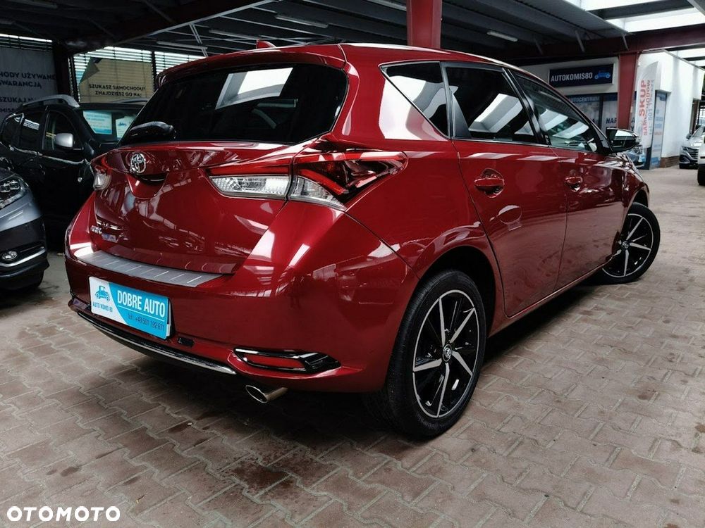 Toyota Auris 1.2 Turbo Team Deutschland - 5