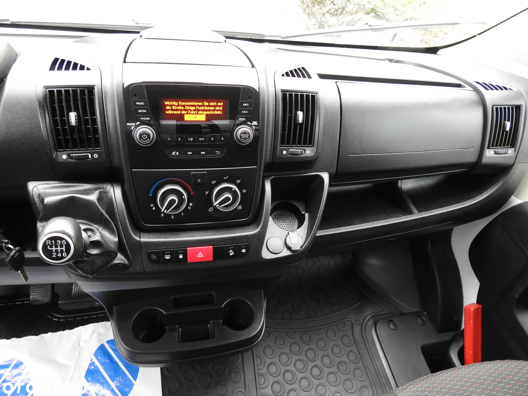 Peugeot BOXER KONTENER WINDA 8 PALET TEMPOMAT KLIMATYZACJA 140KM [ V05055 ] - 27
