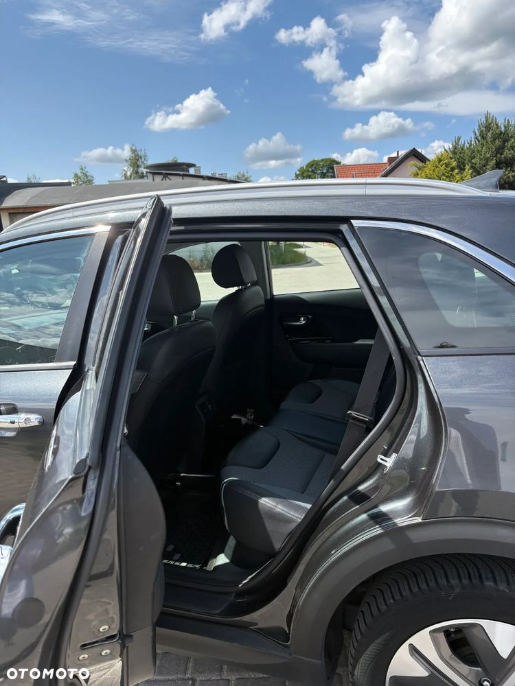 Kia Niro e-Niro 64kWh L - 11