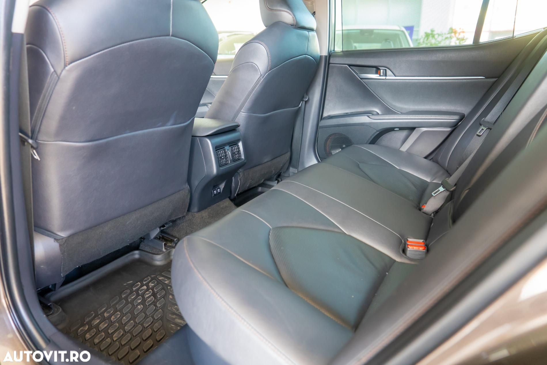 Toyota Camry 2.5 Hybrid Exclusive - 20