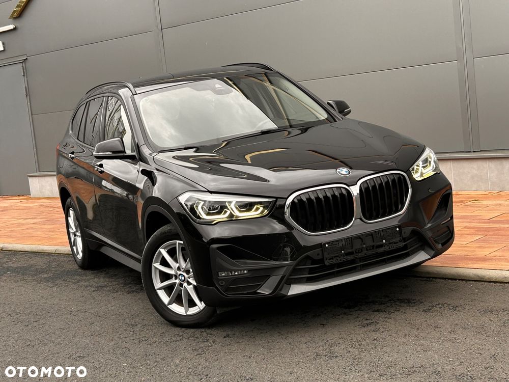 BMW X1 sDrive18d - 11