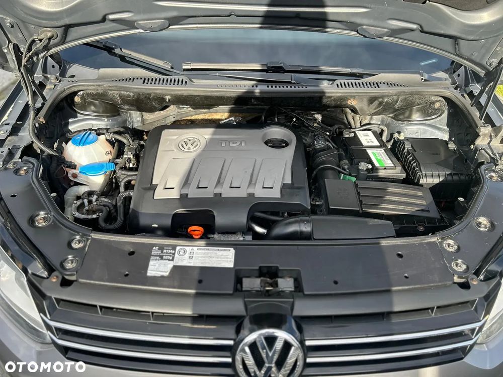 Volkswagen Touran 1.6 TDI DPF Trendline - 9