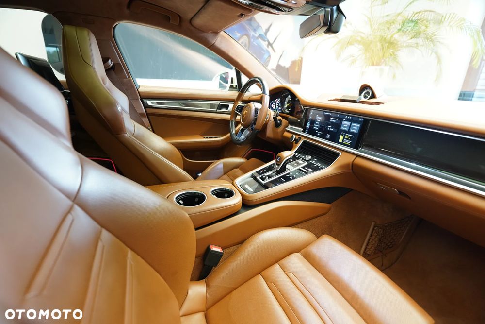 Porsche Panamera Turbo S e-Hybrid - 17