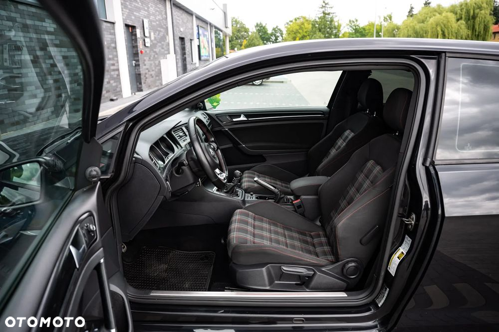 Volkswagen Golf VII 2.0 TSI BMT GTI Performance - 10