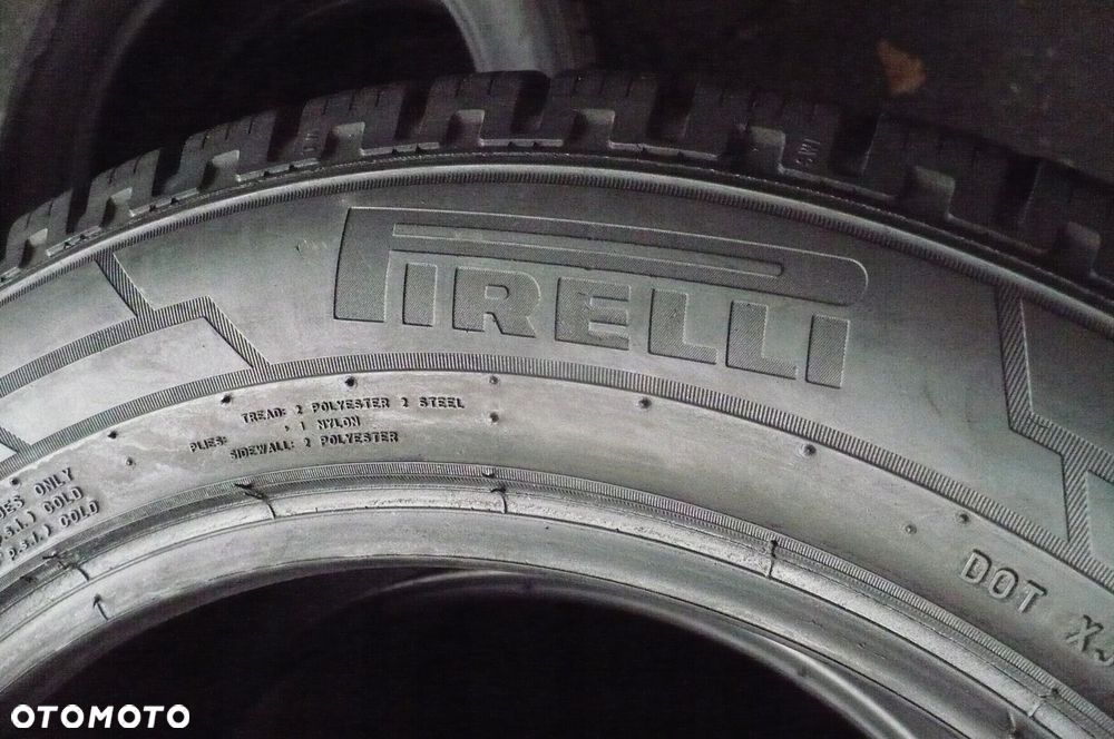 PIRELLI Carrier Winter 195/60R16C 8,2mm 2022 - 3