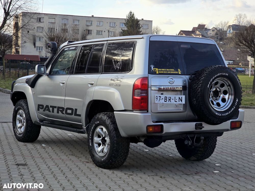 Nissan Patrol 3.0 TDI Elegance Aut - 3