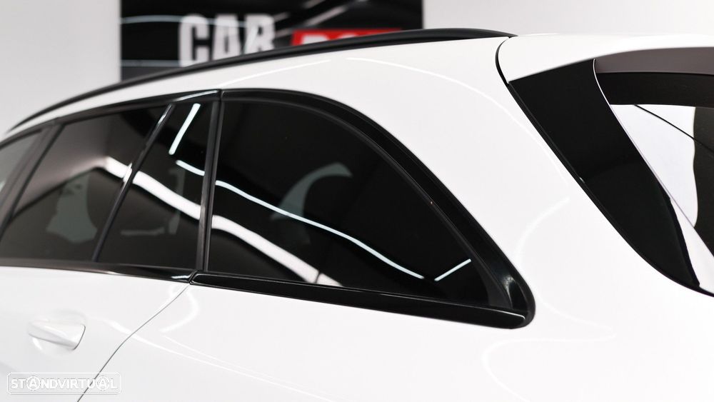 Mercedes-Benz C 300 de T 9G-TRONIC AMG Line - 31