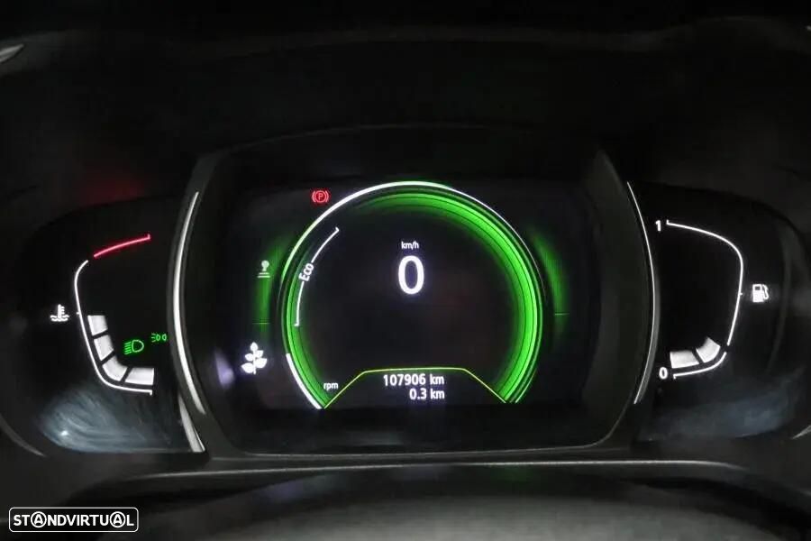 Renault Kadjar 1.3 TCe Intens — fotografia 17
