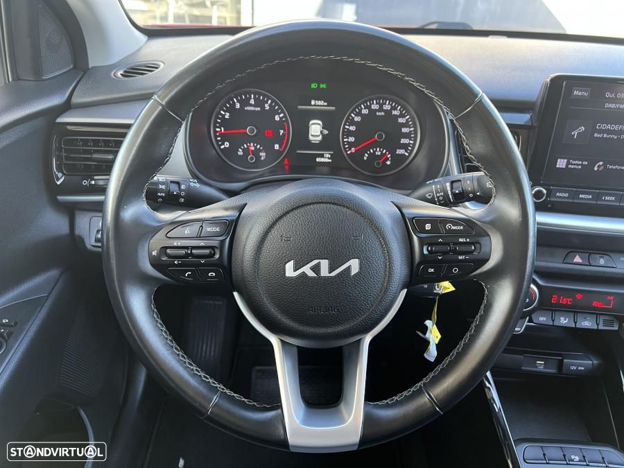 Kia Stonic - 26