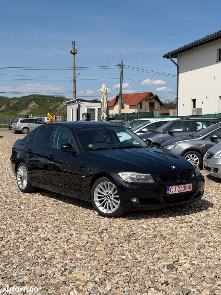 BMW Seria 3 320d xDrive DPF Aut. Edition Fleet Sport - 2