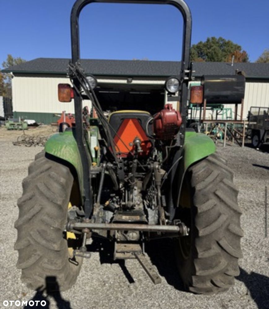 John Deere 4700 - 3