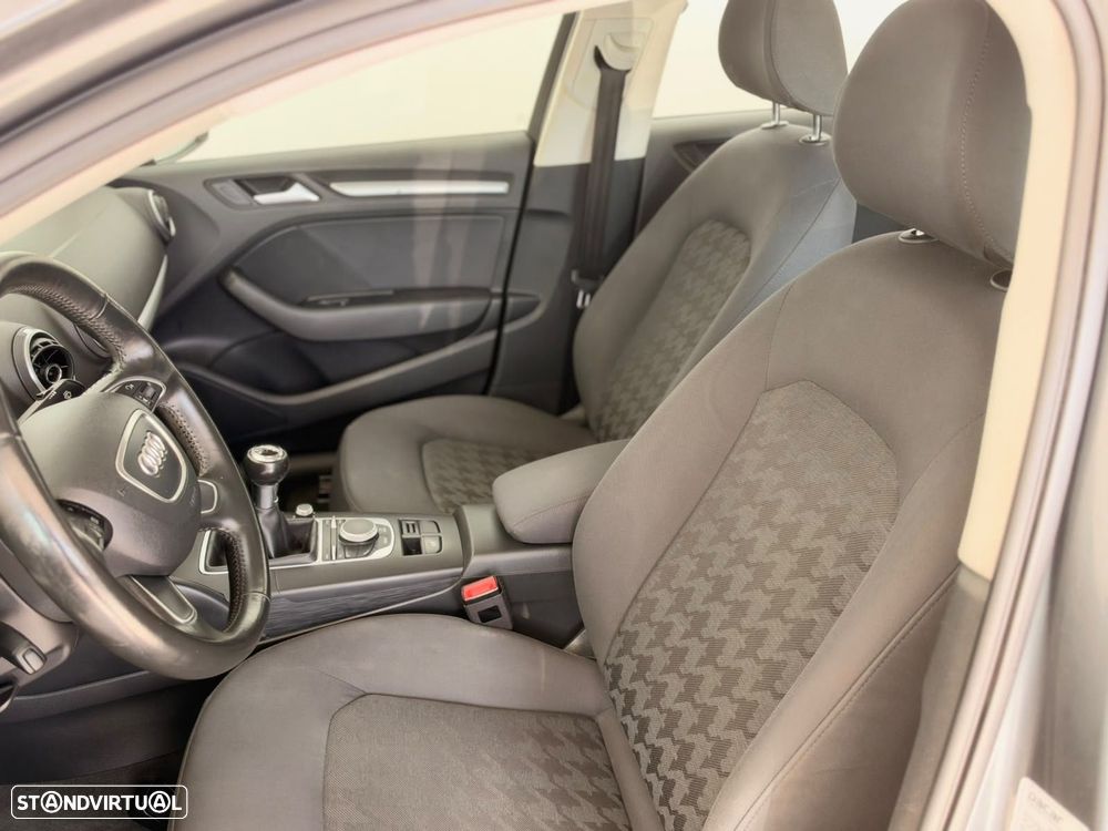 Audi A3 Limousine 1.6 TDI Attraction - 5