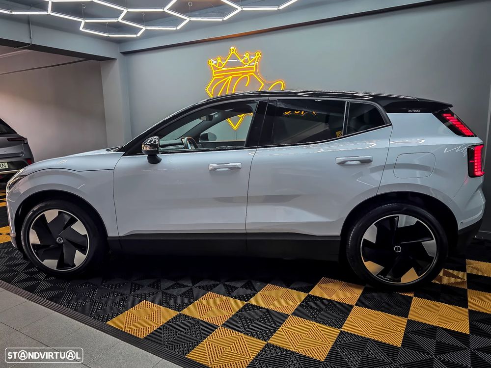 Volvo EX30 Twin Motor Performance AWD Ultra - 8