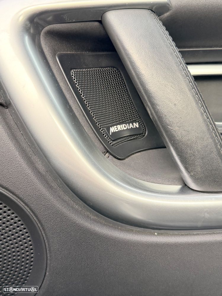 Land Rover Discovery Sport 2.0 TD4 HSE Luxury 7L Auto - 28