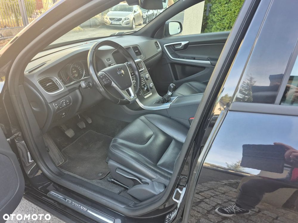 Volvo S60 D3 Momentum - 12