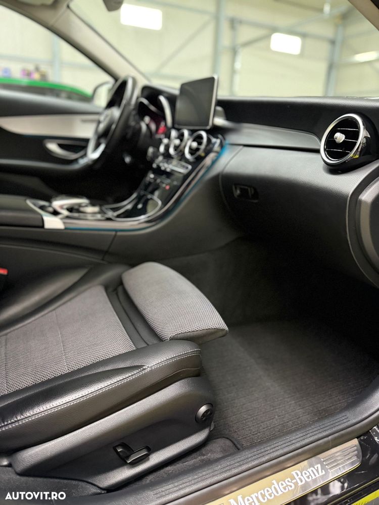 Mercedes-Benz C 220 d 4MATIC 9G-TRONIC - 10