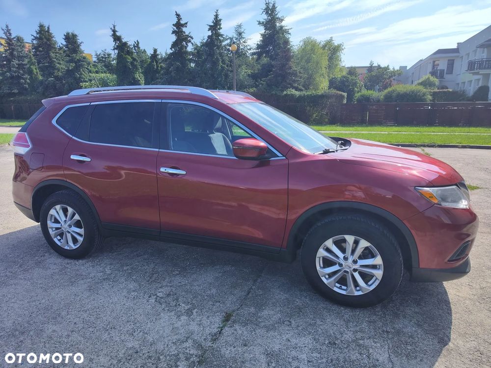 Nissan Rogue - 1