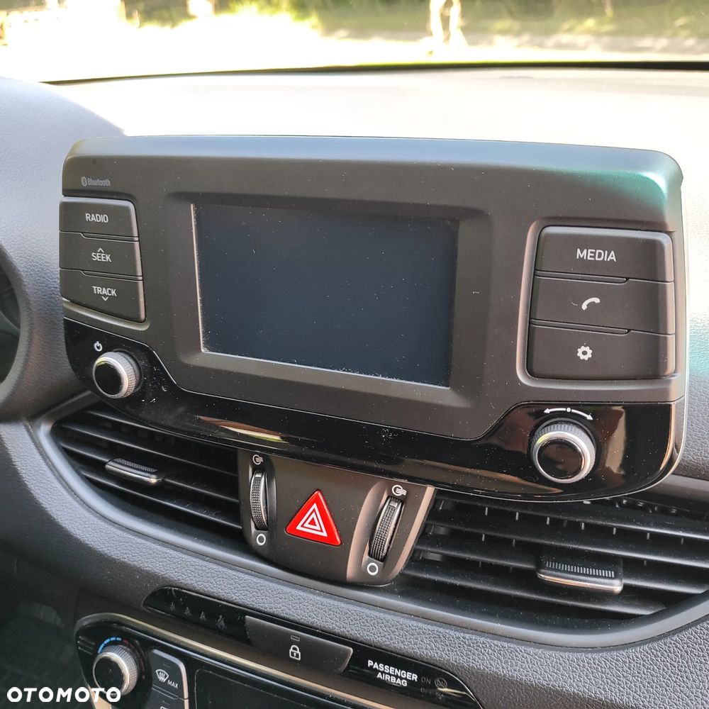 Hyundai i30 1.4 Premiere Comfort - 20