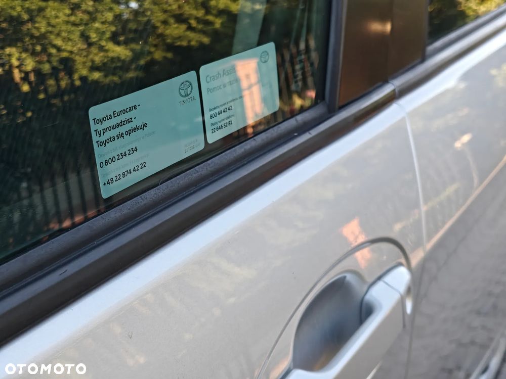 Toyota Yaris 1.0 Premium EU6 - 26