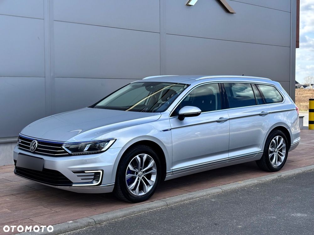 Volkswagen Passat - 8