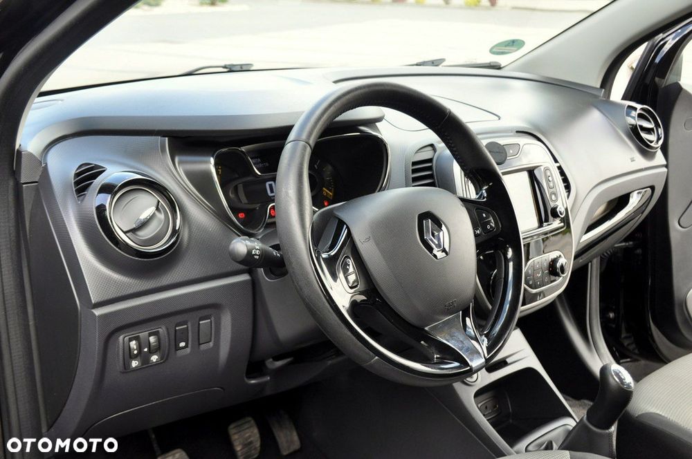 Renault Captur - 23