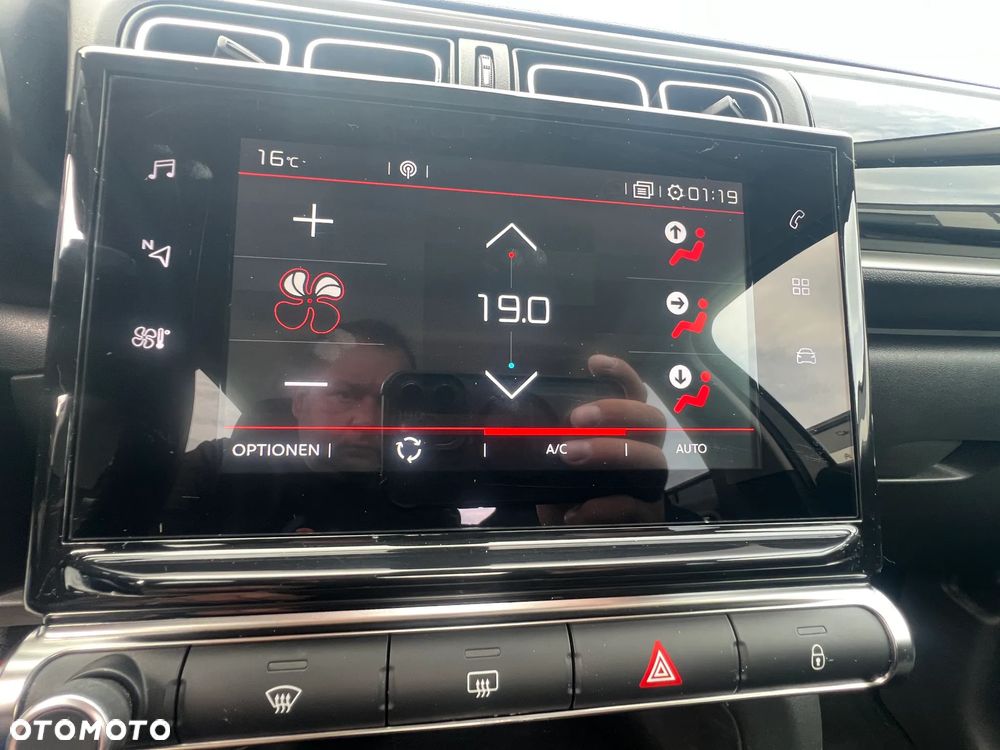 Citroën C3 1.2 PureTech Shine - 19