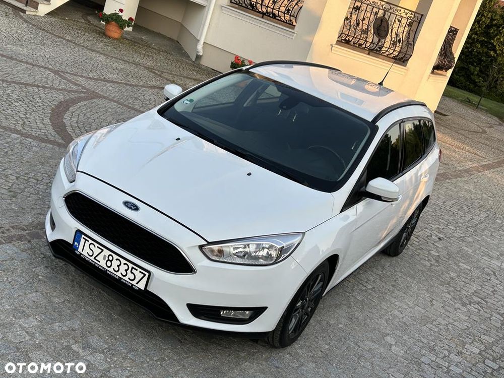Ford Focus - 24