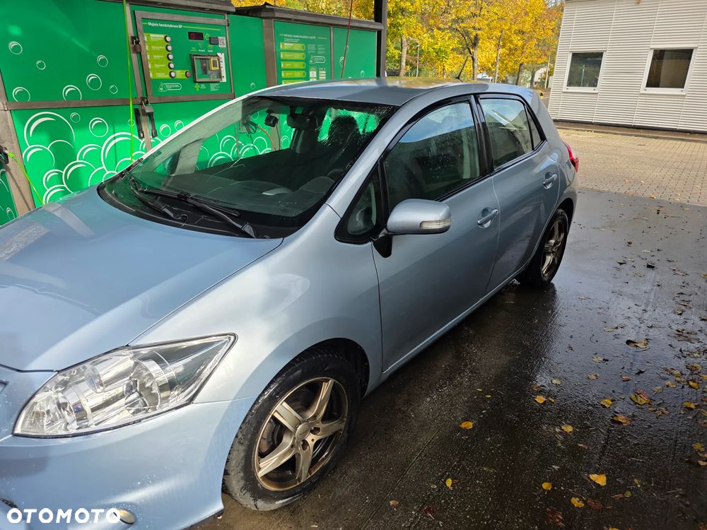 Toyota Auris - 5