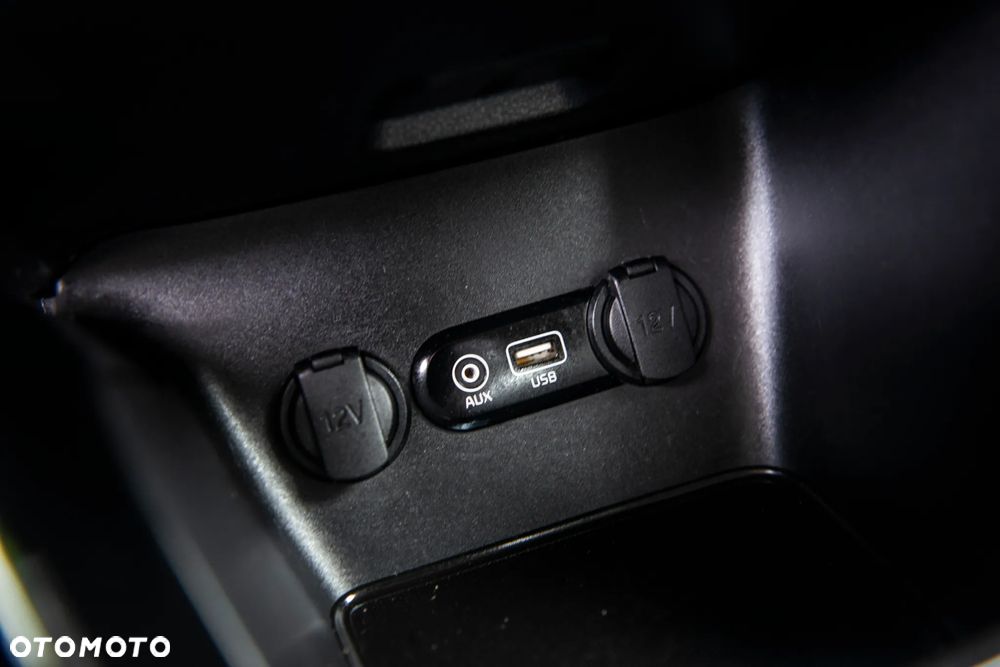 Kia Ceed 1.6 GDI Vision - 24