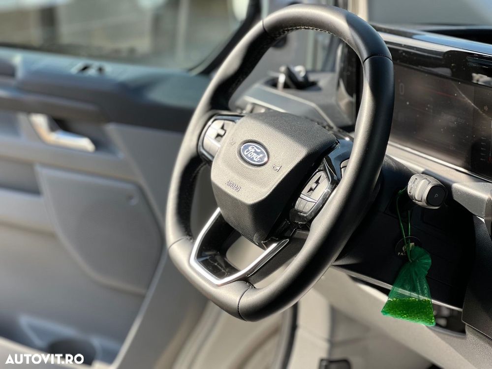 Ford transit-custom- - 13