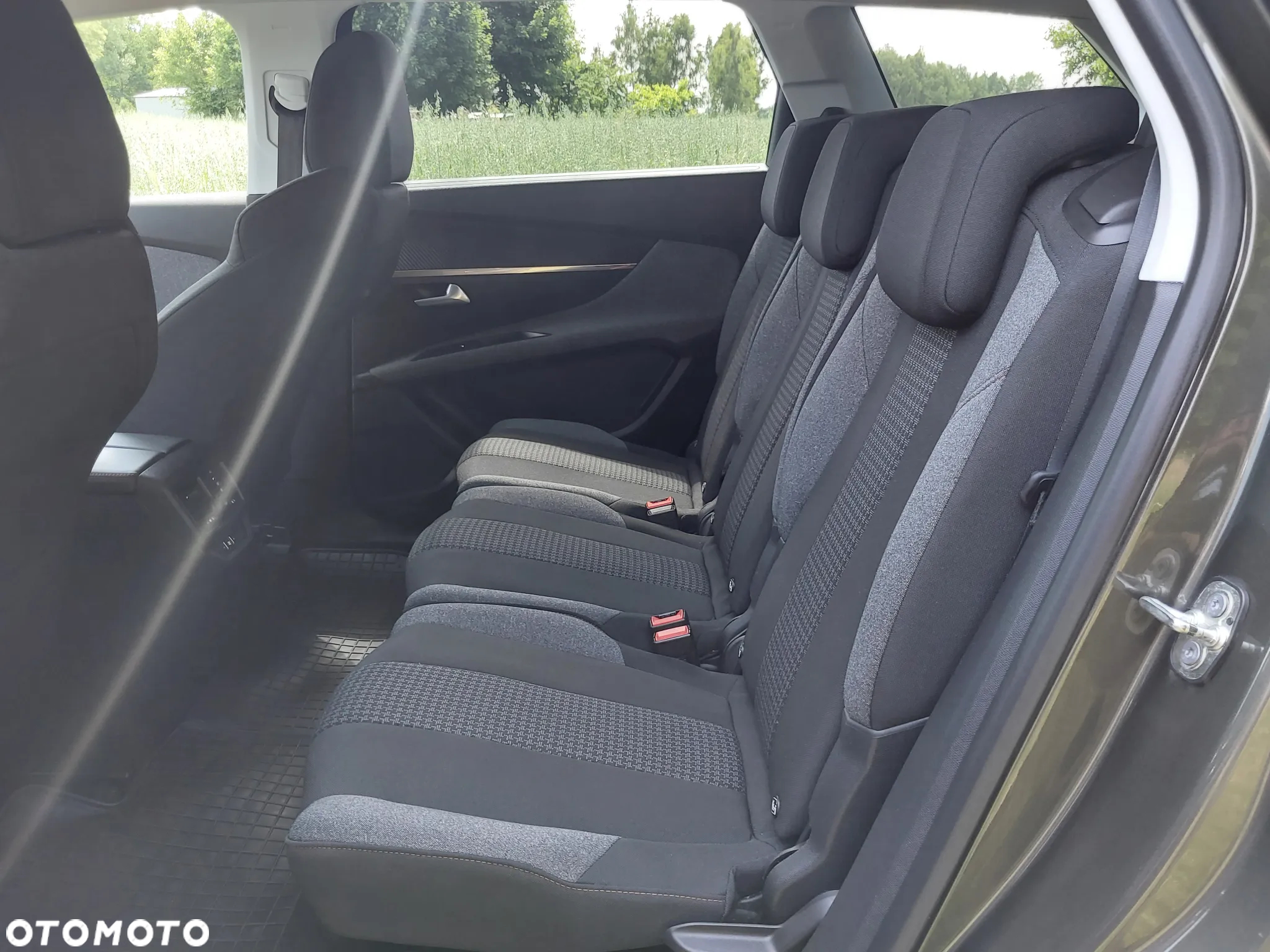 Peugeot 5008 - 19