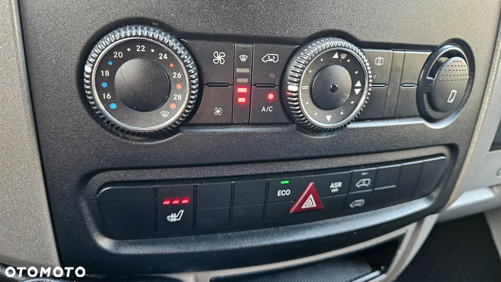Mercedes-Benz Sprinter 219CDI 3,0 V6 202T.Km. Webasto Nawigacja Kamera Tempomat Fotel Bujany - 25