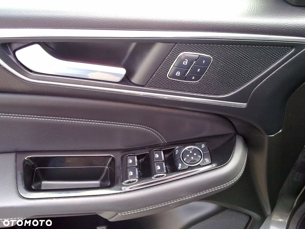 Ford S-Max 2.0 TDCi Titanium PowerShift - 23