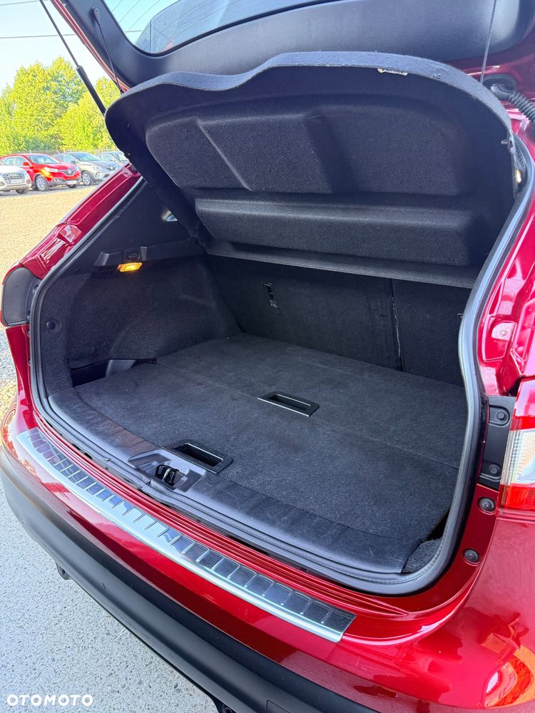 Nissan Qashqai 1.2 DIG-T N-Vision - 10